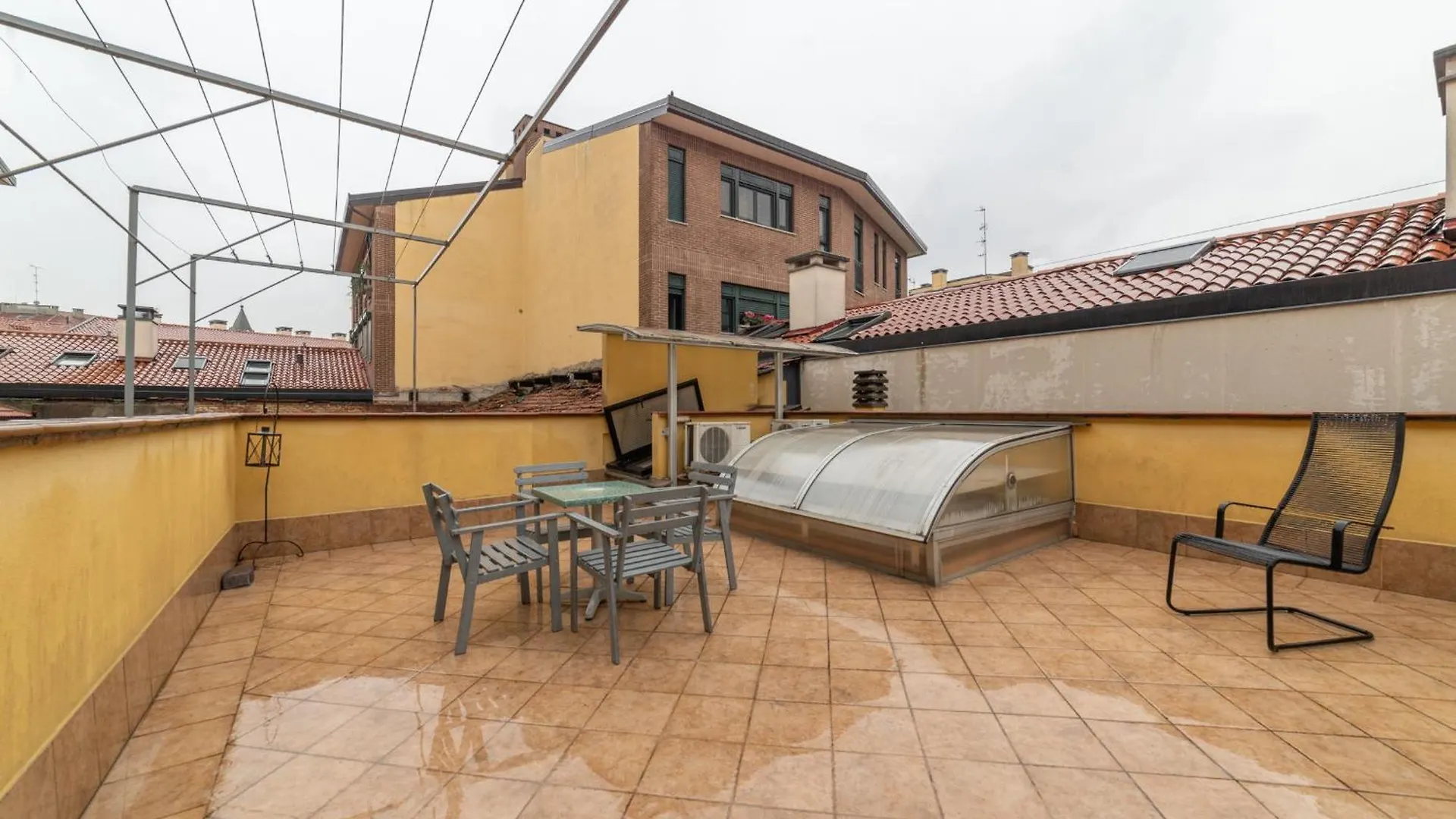 Ferienwohnung Throat House Mailand 0*,  Italien