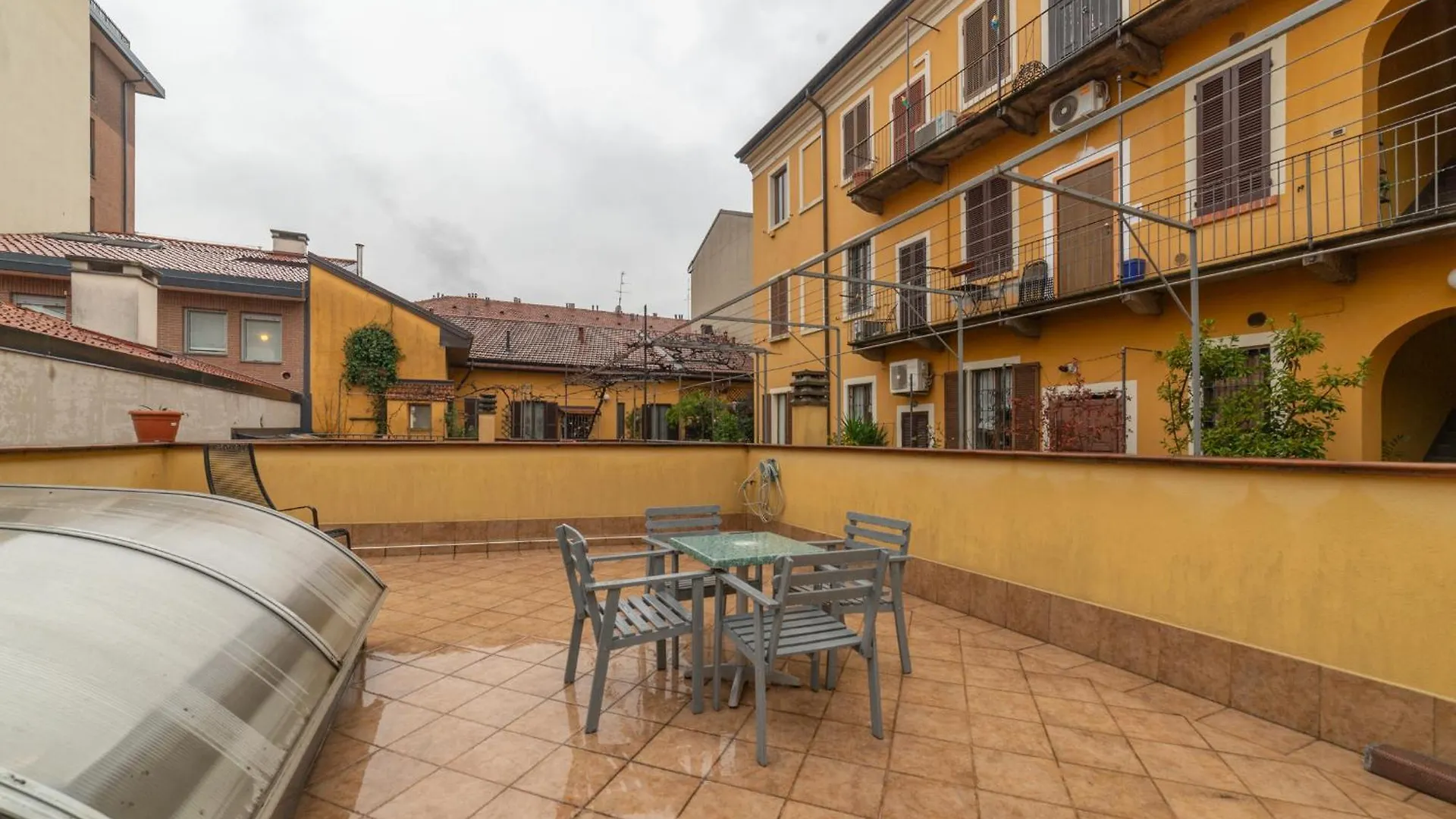 Ferienwohnung Throat House Mailand Apartment